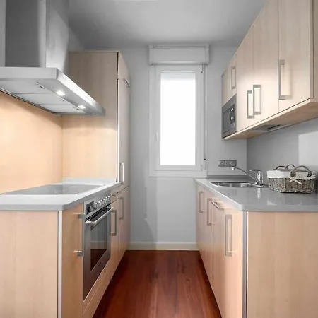 Atico Centro 3, Ac, Luz Y Comodidad Daire