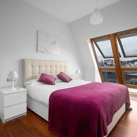 Atico Centro 3, Ac, Luz Y Comodidad Daire