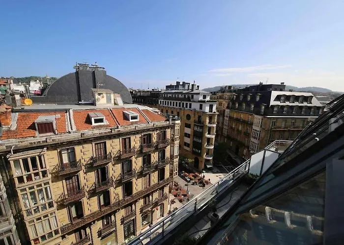 Atico Centro 3, Ac, Luz Y Comodidad Daire