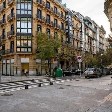 ático Centro 3, Ac, Luz Y Comodidad Apartamento